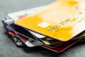 Image showing this topic: How to Choose the Right Credit Card for You